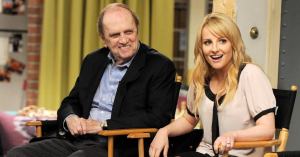 ‘Big Bang Theory’ Alum Melissa Rauch Reacts to ‘Idol’ Bob Newhart’s Passing