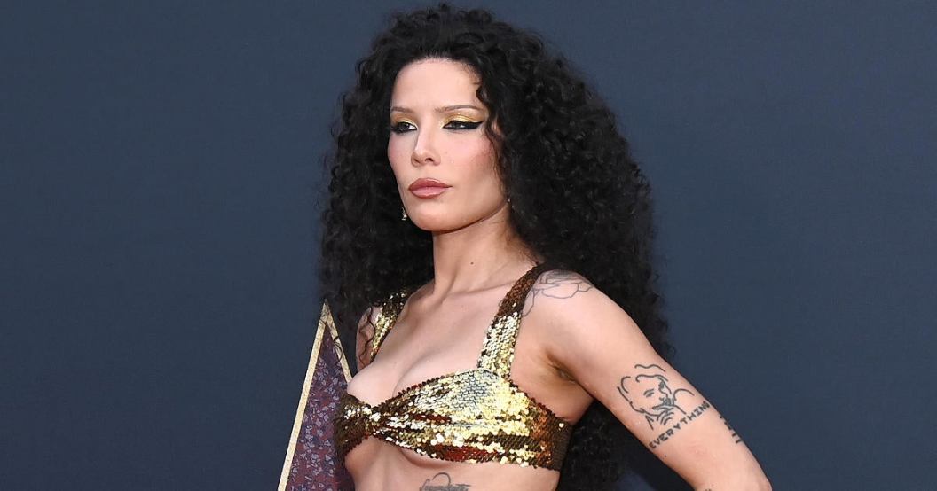 halsey.jpg