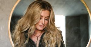 After Her Boyfriend Died in Airplane Crash, Country Singer Stephanie Quayle Discovered His Horrible Secret