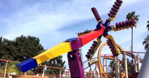 Knott’s Berry Farm Strands Customers on Malfunctioned Ride for Hours