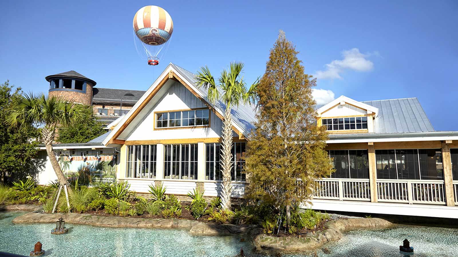 Chef Art Smith, Oprah's Former Chef, Brings Southern Flavor to Walt