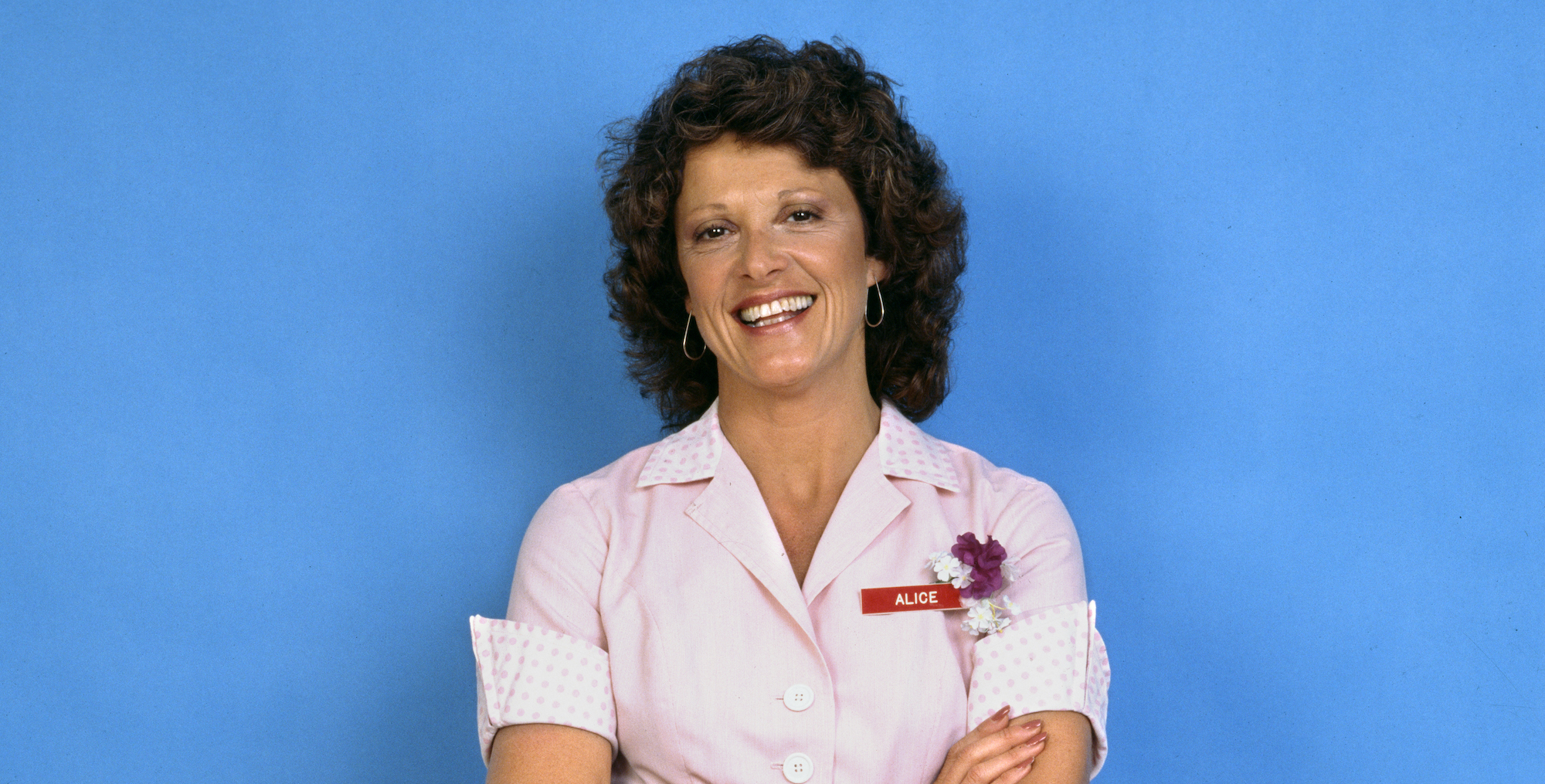 Linda Lavin, Sitcom Legend, Dead at 87 - PopCulture.com