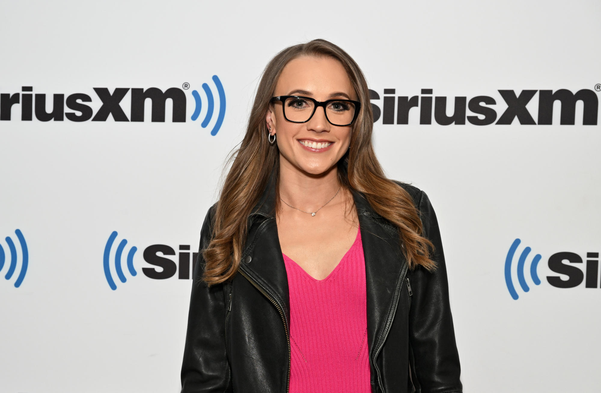 “Fox News’ Kat Timpf Shocks Fans After Breaking Hip While Pregnant—The ...