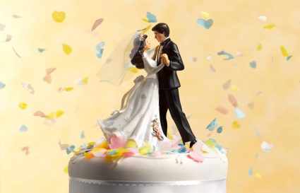 Athlete and Actress Tie the Knot After Crowdfunding Their Wedding Ceremony