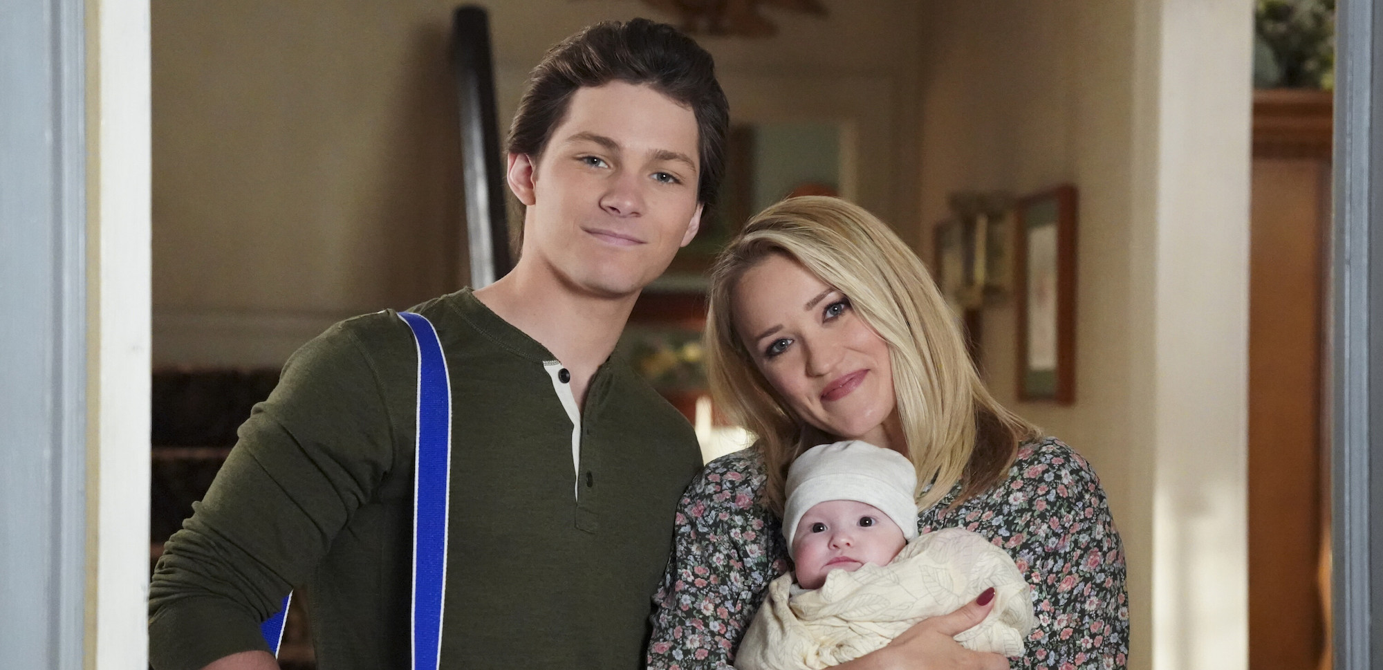 'Georgie and Mandy' Star Settles Divorce After 5-Month Marriage, Secret