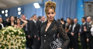 Why Blackpink Singer Lisa’s Pantless 2025 Met Gala Look Is Stirring Controversy
