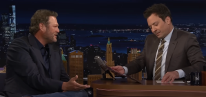 Blake Shelton Calls Out Jimmy Fallon Live on ‘Tonight Show’