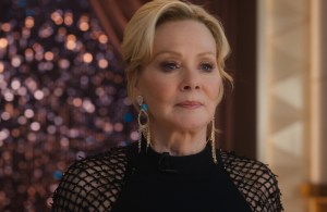 Jean Smart Reveals Health Update While Accepting Emmy Award