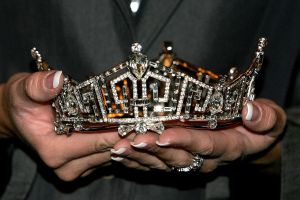 Newly Crowned 2026 Miss America Speaks out About Being Criticized for Her Pageant Makeup