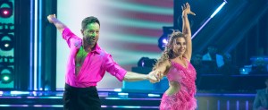‘Dancing With the Stars’: Danielle Fishel Shows off Brutal Leg Injury Amid Rehearsals