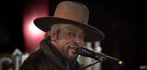 D’Angelo Dead at 51