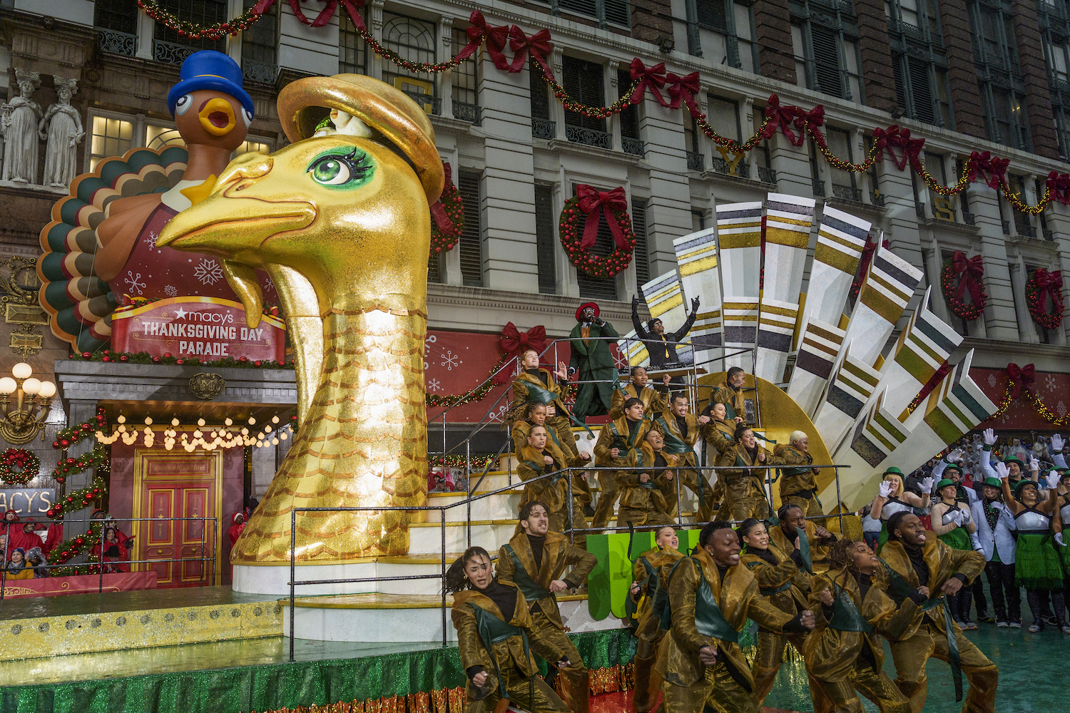 Macy s Thanksgiving Day Parade Time Channel And How To Watch Macy s Thanksgiving Day Parade Time Channel And How To Watch