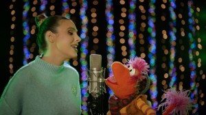 ‘The First Snow of Fraggle Rock’: Lele Pons and Gobo Discuss Special Moments and Musical Inspirations (Exclusive Clip)
