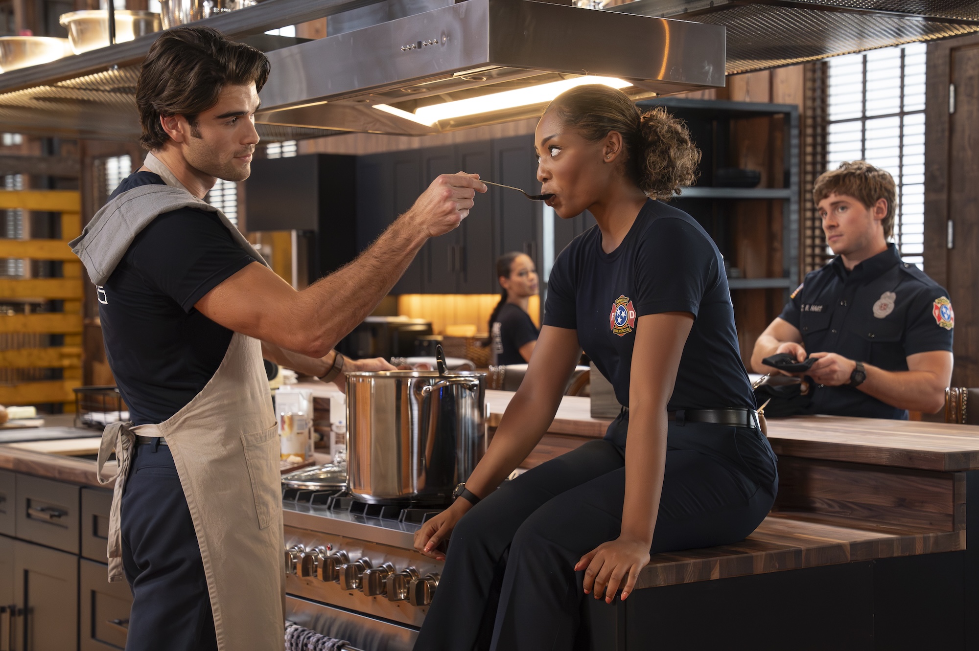 Let It Rib ‘9-1-1: Nashville’ Star Hunter McVey Teases ‘Transformational Episode ...