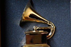 Grammy Winner Says He’s in Wheelchair After Suffering Painful Injury