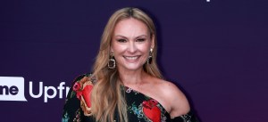 ‘Married at First Sight’ Relationship Coach Dies: Mel Schilling Was 54