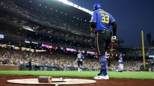 ‘Freak Accident’ Lands Mariners Player on IL