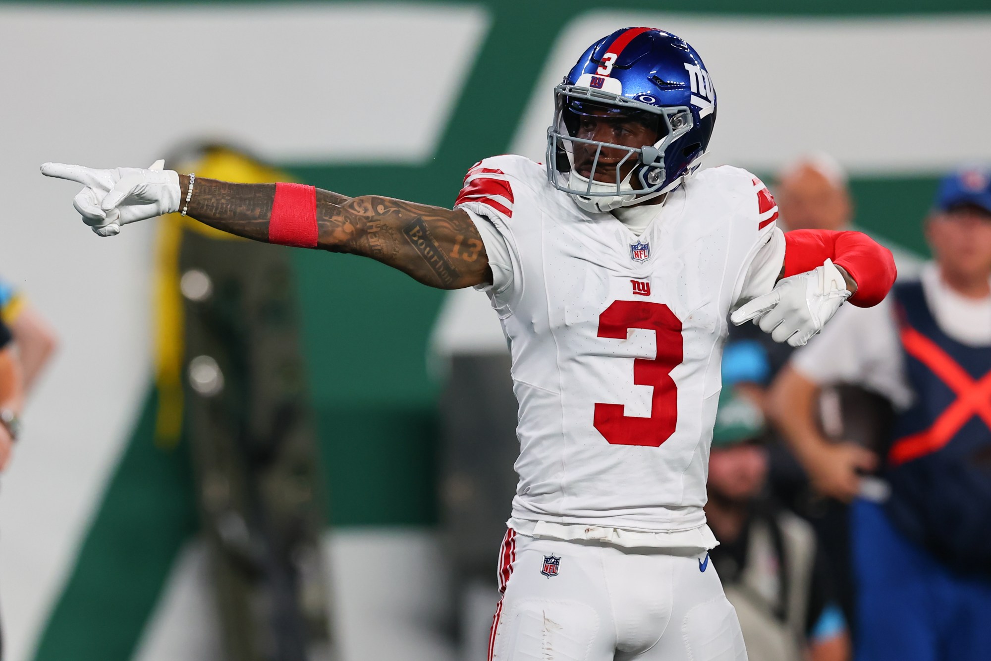 NFL Legend Makes Roster Cut After Missing 2025 Season