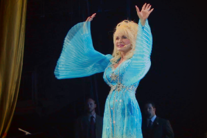 Dolly Parton Was Admitted to Hospital Days Before Her Death