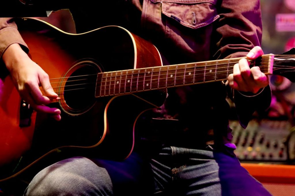 ‘I’m So Sick’: Country Music Favorite Cancels Concert at Last Minute