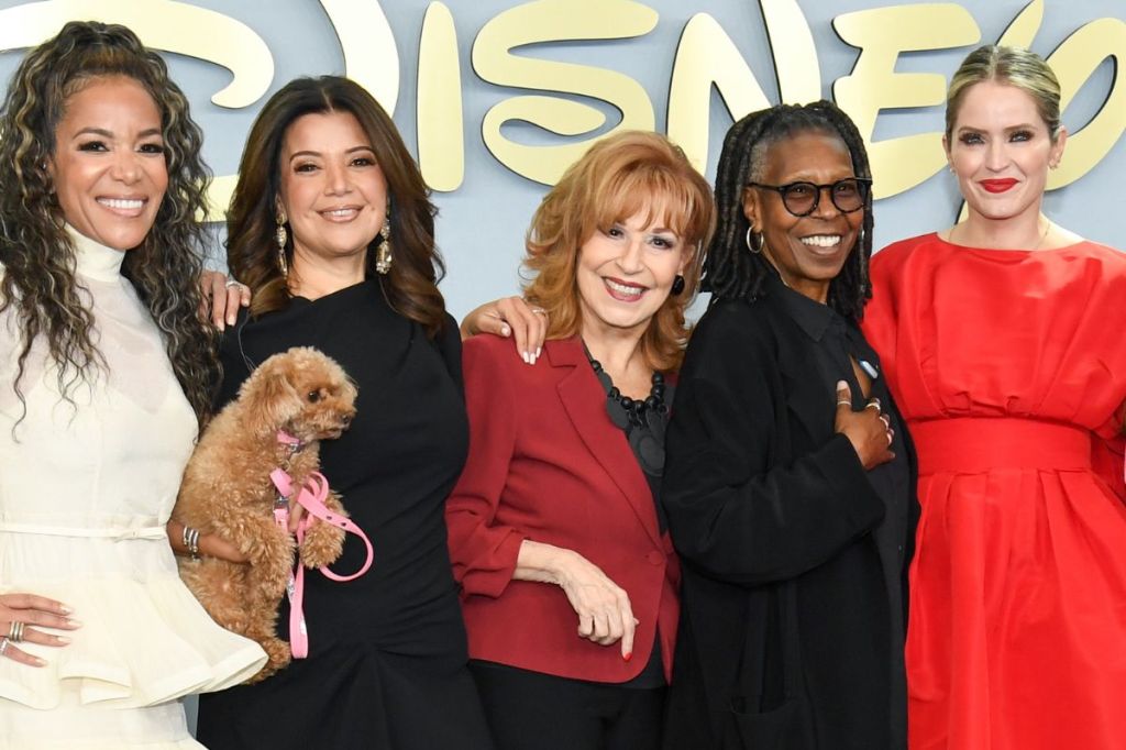 A ‘The View’ Co-Host Reveals She Was the Holdout Juror for Major ‘90s Murder Trial