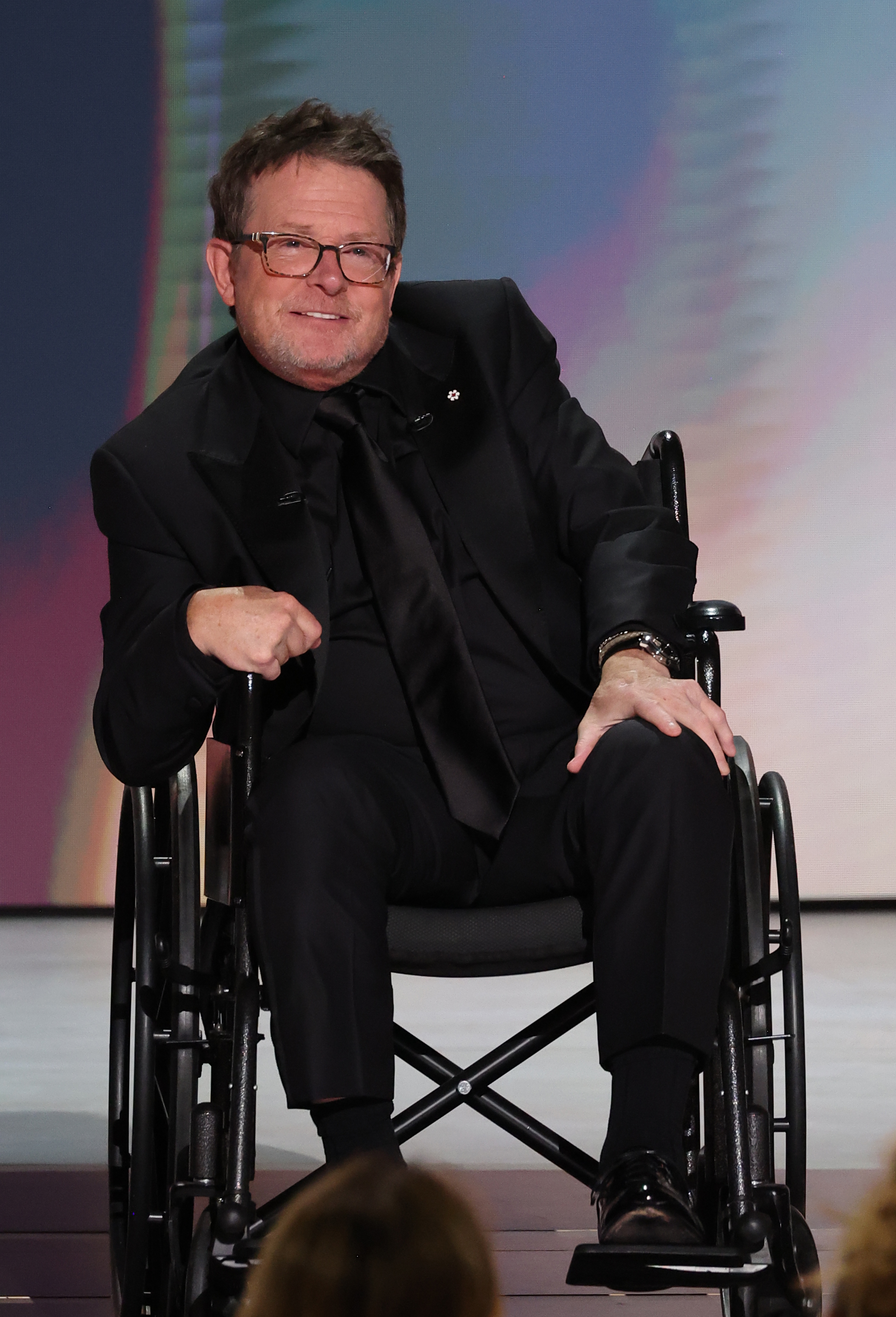 michael-j-fox-appears-in-wheelchair-to-accept-incredible-honor-at