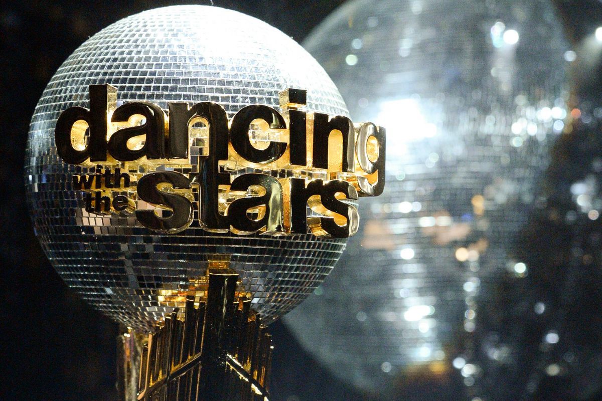 ‘Dancing With the Stars’ Reveals Surprising Elimination After Mariah Carey Night