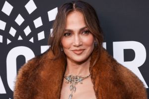 Jennifer Lopez Reportedly Dating Co-Star Despite Previous Denial