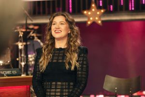 NYC Shop Announces $15 Million Price Tag for Item at the Center of Kelly Clarkson Controversy